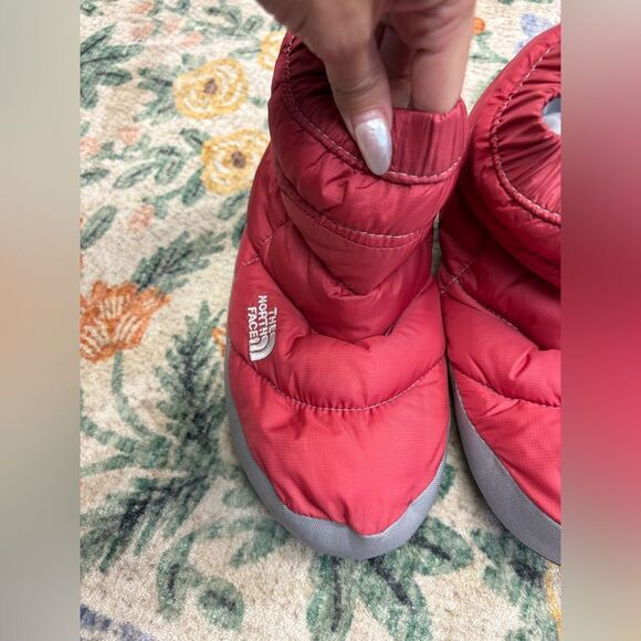 The North Face 700 Goose Down Insulated Boot Slipper Booties Red Small - Picture 6 of 10